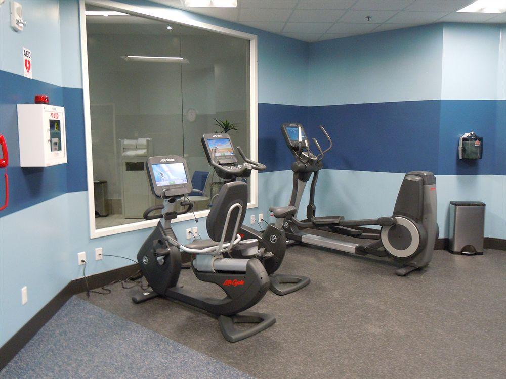 Four Points By Sheraton Edmundston Hotel & Conference Center Esterno foto