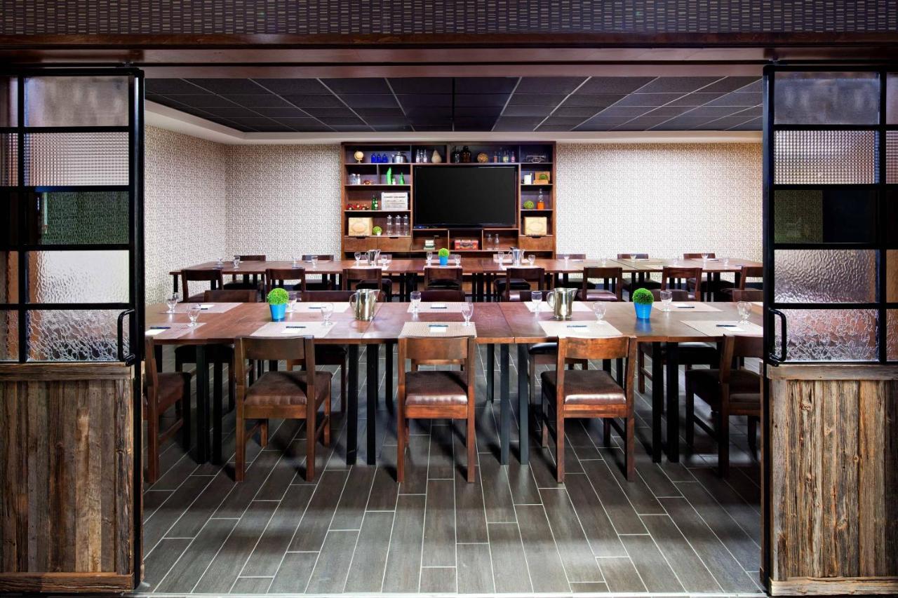 Four Points By Sheraton Edmundston Hotel & Conference Center Esterno foto