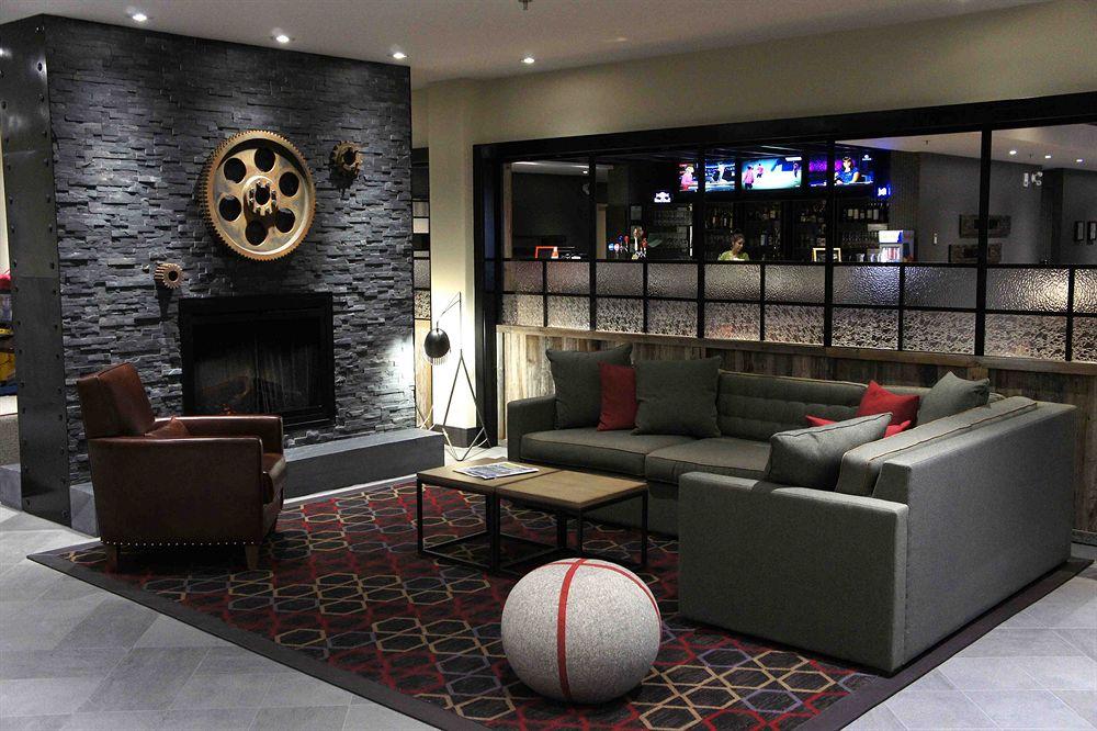 Four Points By Sheraton Edmundston Hotel & Conference Center Esterno foto