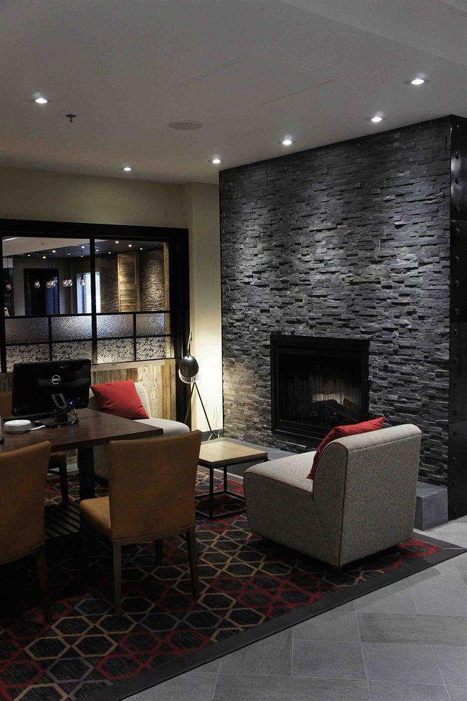 Four Points By Sheraton Edmundston Hotel & Conference Center Esterno foto