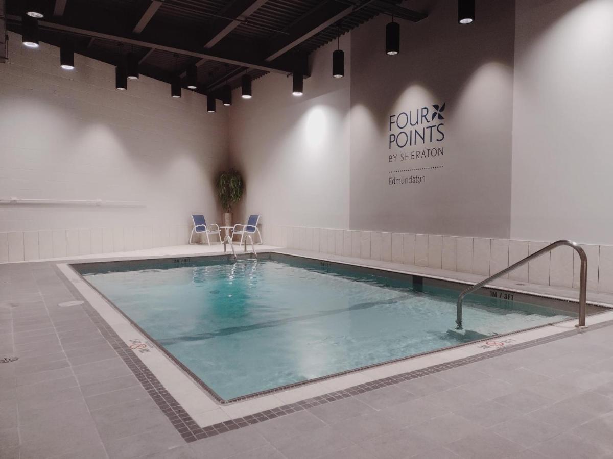 Four Points By Sheraton Edmundston Hotel & Conference Center Esterno foto