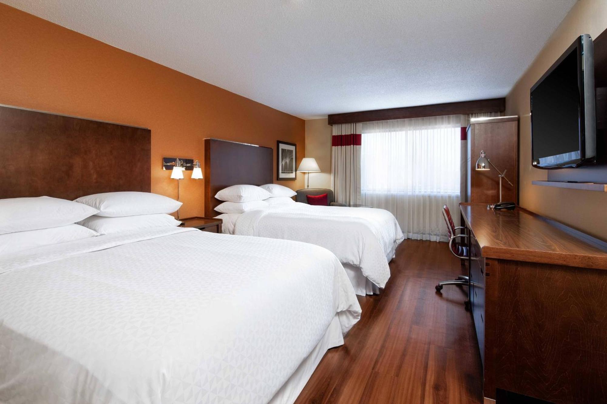 Four Points By Sheraton Edmundston Hotel & Conference Center Esterno foto