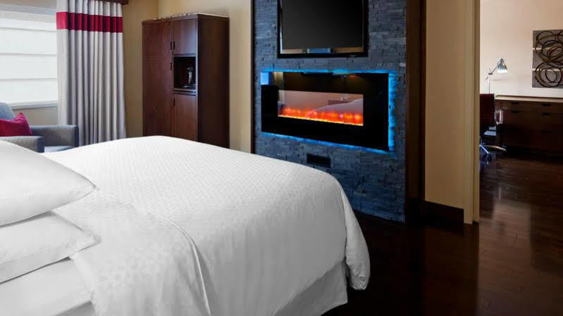 Four Points By Sheraton Edmundston Hotel & Conference Center Esterno foto
